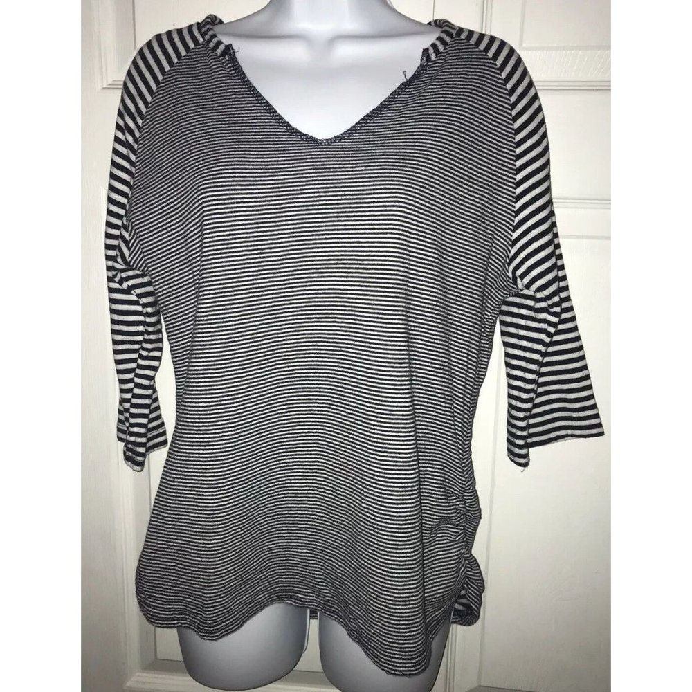 Enlighten Active Top Striped Navy Blue White Raglan Sleeves Baseball Jersey Sz L